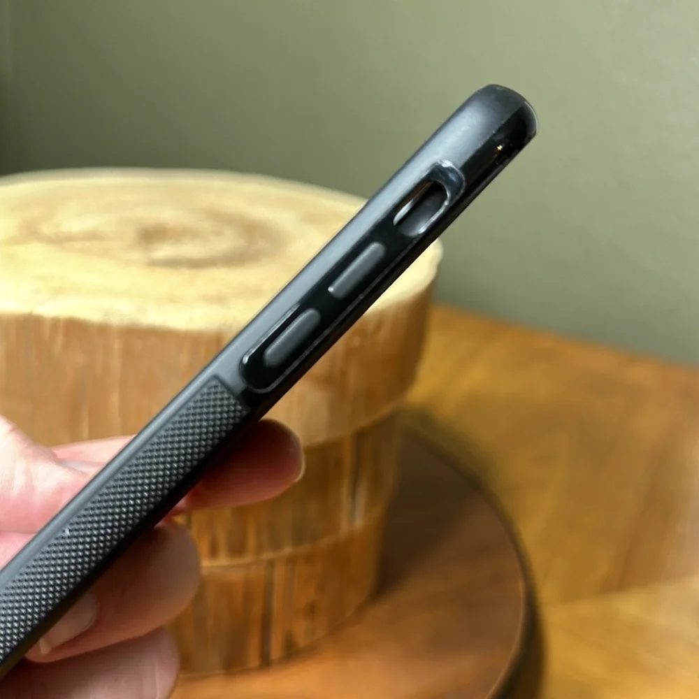 KEYWAY Bear Mountain - iPhone 11 Pro Max Case - Picture 9 of 10